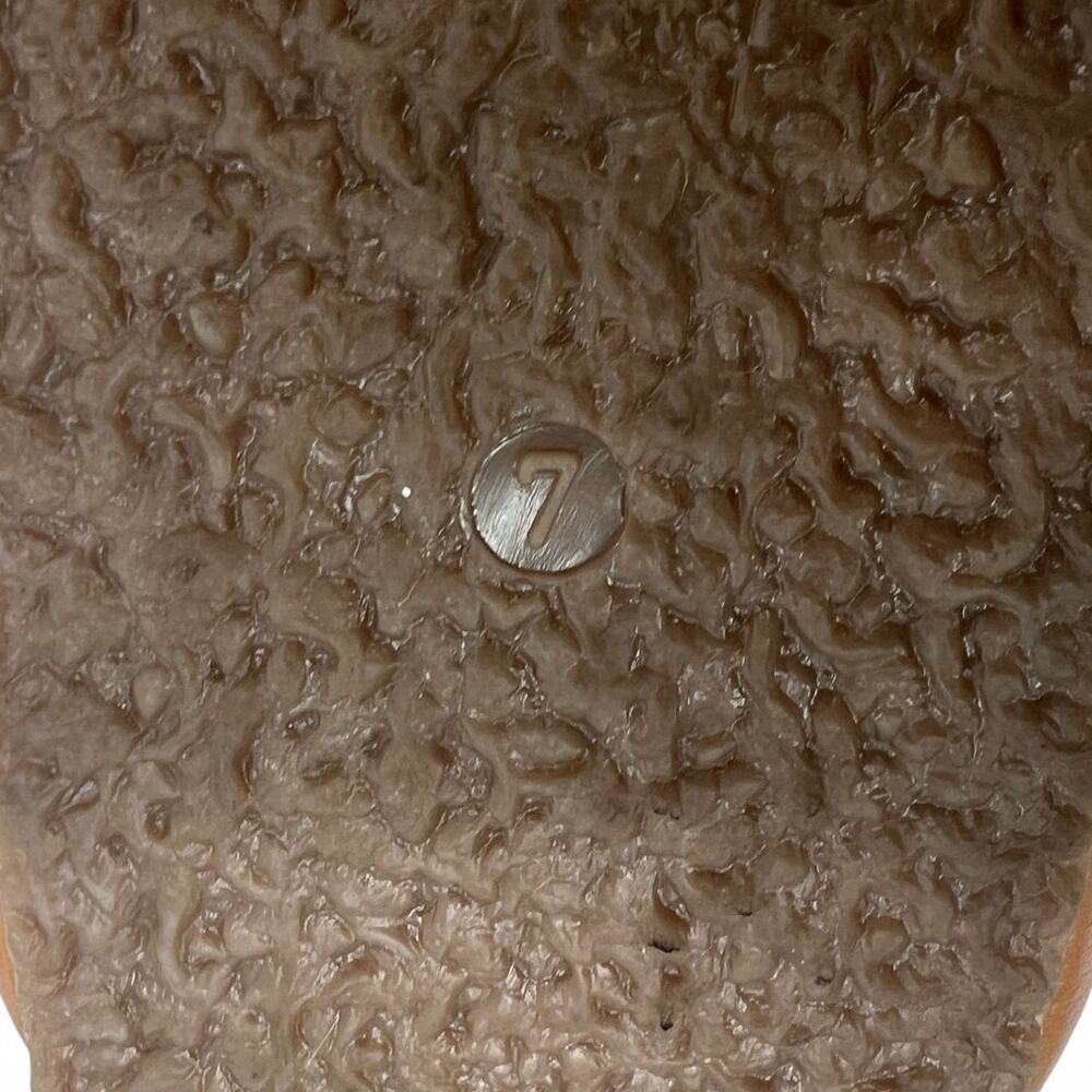 Seychelles x Anthropologie | 7 | Heartfelt Tan Leather Puffed Crossband Slides - Picture 5 of 5